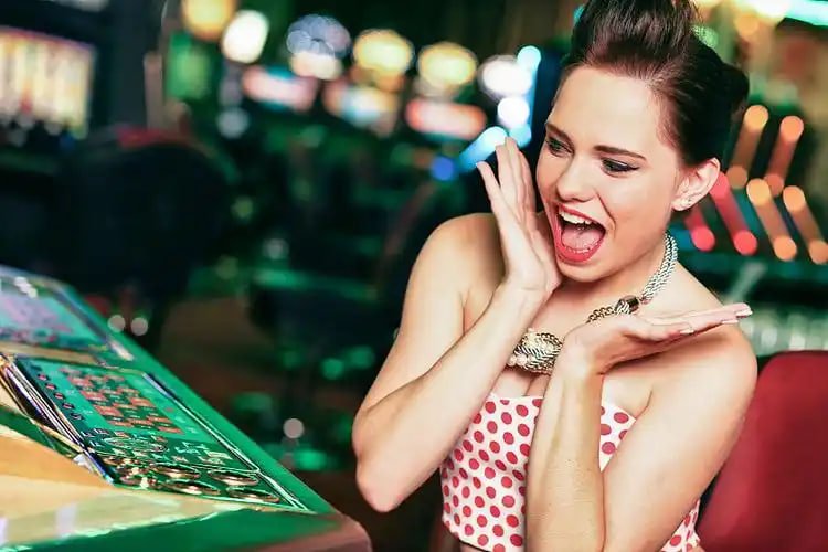 6crayon Casino, apuestas y soporte hecho para México
